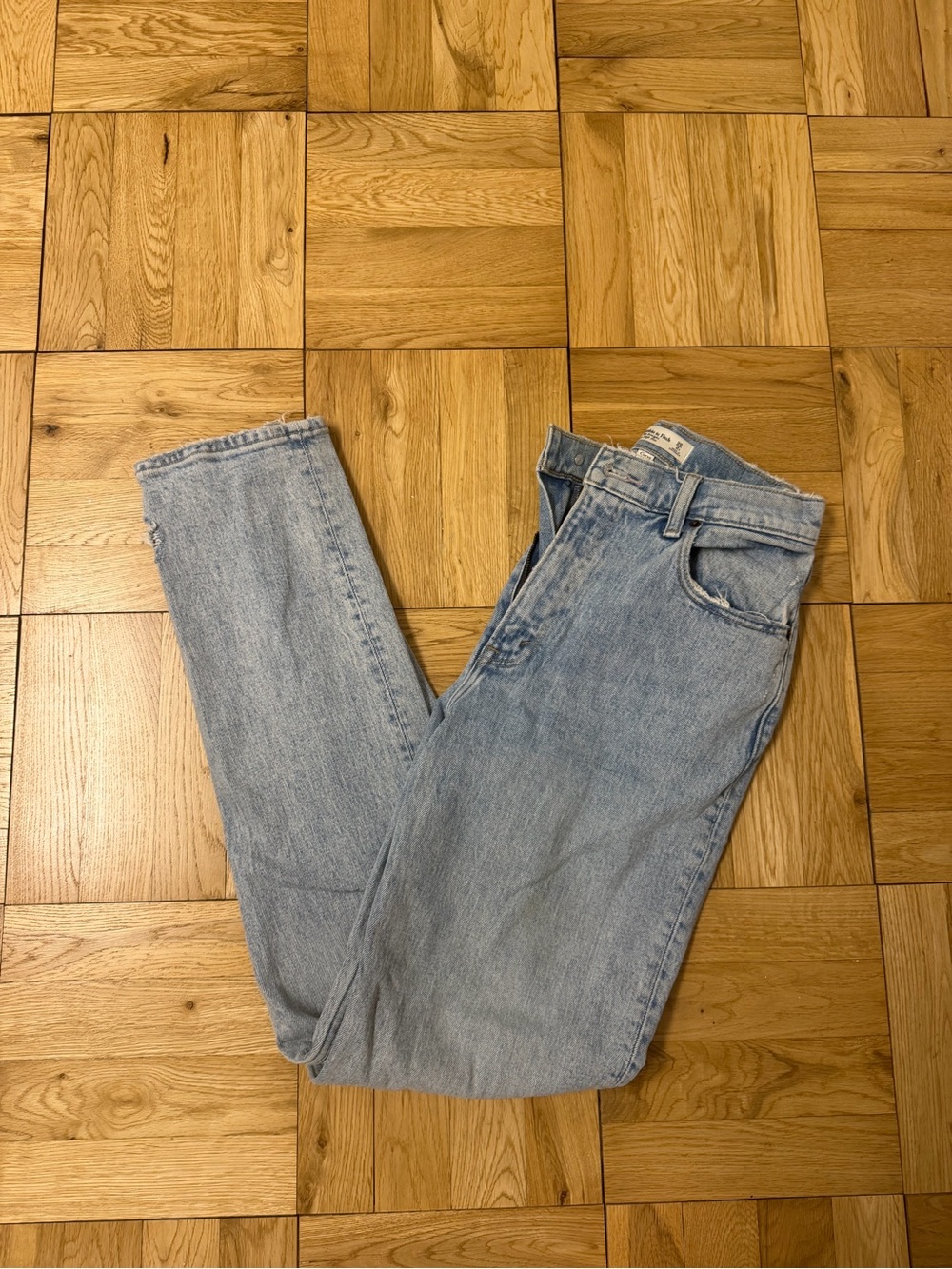 Abercrombie & Fitch 90s Straight Ultra High Rise Light Blue Jeans - Curve Love